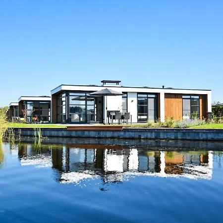 Ferienhaus Modern Near The Loosdrechtse Plassen *